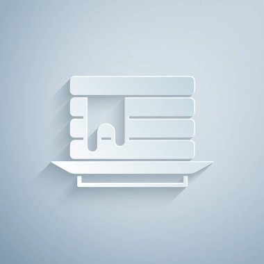 Kağıt kesiği, gri arka planda bal ikonu olan krep yığını. Kahvaltı konsepti. Kağıt sanatı tarzı. Vektör