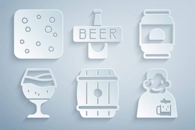 Tahta fıçı, bira kutusu, bir bardak bira şişesi ve baloncuk ikonu olan mutlu adam. Vektör