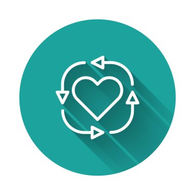 Beyaz çizgi gönüllü simgesi uzun gölge arkaplanı ile izole edildi. Yeşil daire düğmesi. Vektör