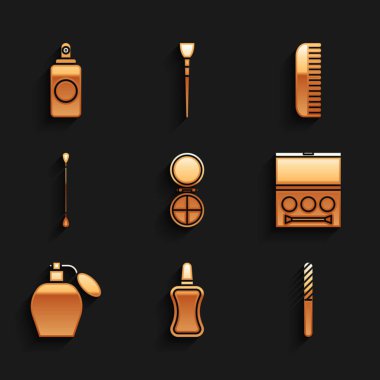 Makyaj tozunu ayna, tırnak cilası şişesi, dosya, göz farı paleti, parfüm, kulak için pamuk çubuğu, saç fırçası ve sprey kutusu ikonu ile ayarla. Vektör