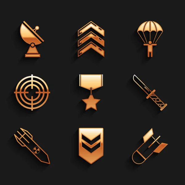 Set Military reward medal, Chevron, Aviation bomb, knife, Nuclear rocket, Target sport, Parachute and Radar icon. Vector — стоковый вектор
