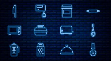 Pizza bıçağı, mutfak çırpıcısı, reçel kavanozu, pişirme kabı, mikrodalga fırın, bıçak, ekmek kızartma makinesi ve elektrikli mikser ikonu. Vektör