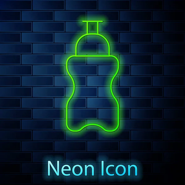 Gloeiende neon lijn Sport fles met water pictogram geïsoleerd op baksteen muur achtergrond. Vector — Stockvector