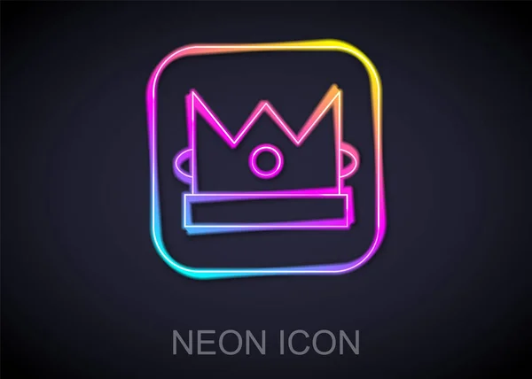 Glowing neon line King playing card icon isolated on black background. Casino gambling. Vector — Stock Vector