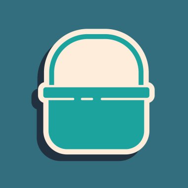 Yeşil sepet simgesi yeşil arkaplanda izole edildi. İnternetten satın alma konsepti. Servis tabelası. Alışveriş arabası sembolü. Uzun gölge tarzı. Vektör.