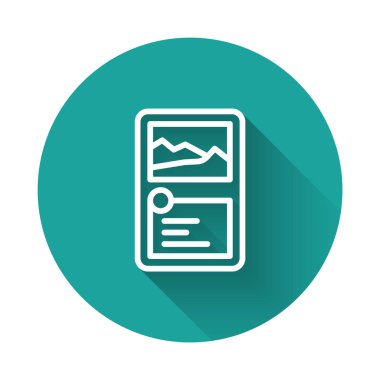 Beyaz çizgi kart koleksiyonu simgesi uzun gölge arkaplanı ile izole edildi. Sihirli eşyalarla fantezi seti. Yeşil daire düğmesi. Vektör.