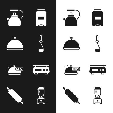 Mutfak kepçesi, tepsi dolusu yiyecek, kettle tutacağı, reçel kavanozu, elektronik pullar, blender ve Rolling pin ikonu ile kaplı. Vektör