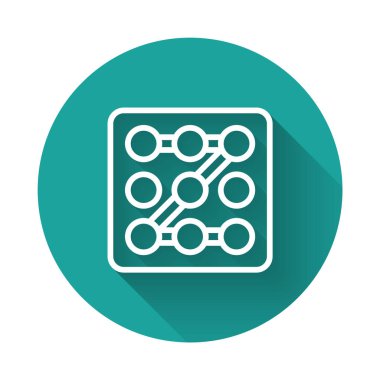 Beyaz çizgi şifre koruması ve uzun gölgeyle izole edilmiş güvenlik erişim simgesi. Güvenlik, güvenlik, koruma, gizlilik kavramı. Yeşil daire düğmesi. Vektör.