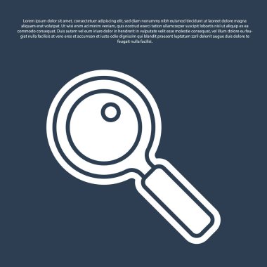 Mavi çizgi büyüteç ikonu mavi arkaplanda izole edildi. Arama, odaklanma, yakınlaştırma, iş sembolü. Vektör.