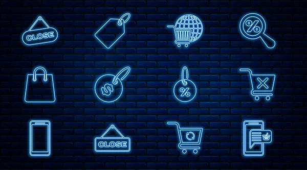 Mobil ve alışveriş sepetini ayarlayın. Fiyat etiketli alışveriş arabasını kaldırın. El çantası asma işareti yüzde yakın indirimi ve etiket fiyat simgesi. Vektör.