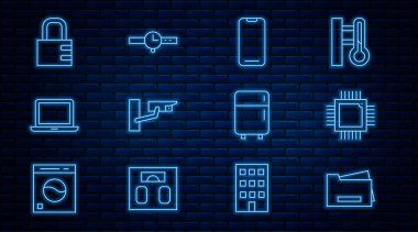 Hat yazıcı işlemcisini mikro devreli CPU akıllı telefon güvenlik kamerası laptop güvenli kilit şifresi buzdolabı ve bilek saat simgesi ile ayarla. Vektör.
