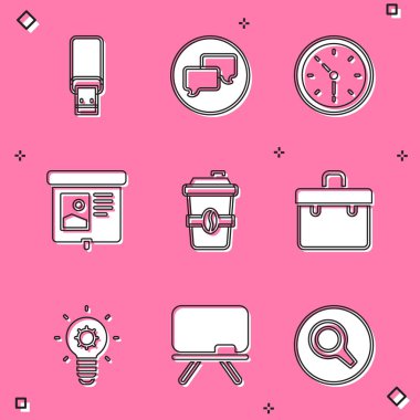 USB flaş bellek konuşma baloncuğu sohbet saati projeksiyon ekran kahve bardağını evrak çantası ampulü ve süs taşı simgesine ayarla. Vektör.