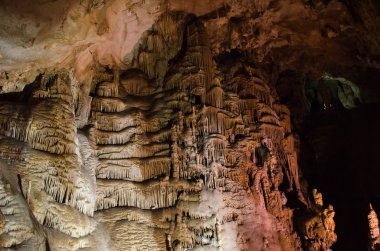 emine-Bayırı-koba Kırım, Ukrayna bir mağarada