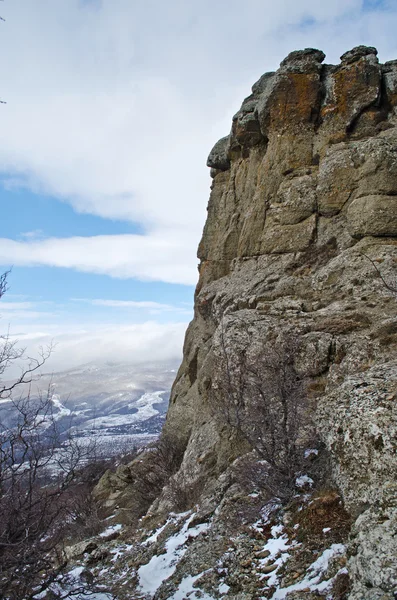 Felsen in der Krim ukrainischen nördlichen demerdzhi — Stockfoto