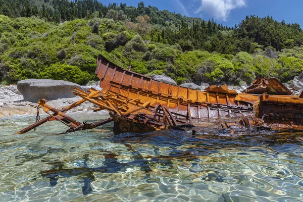 Naufrage Dans Village Villégiature Agios Gordios Sur Côte Ouest Île — Photo