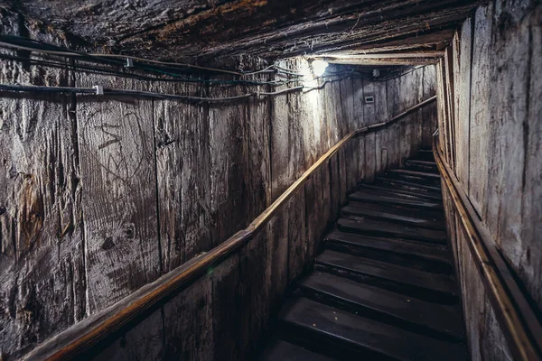 Лестница Подвалам Соляной Шахты Деревне Качица Румыния — стоковое фото
