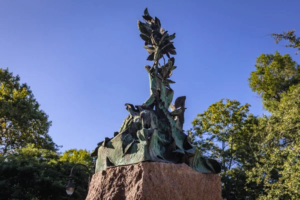Pomnik Antona Novaka Parku Sea Garden Wybrzeżu Morza Czarnego Warnie — Zdjęcie stockowe