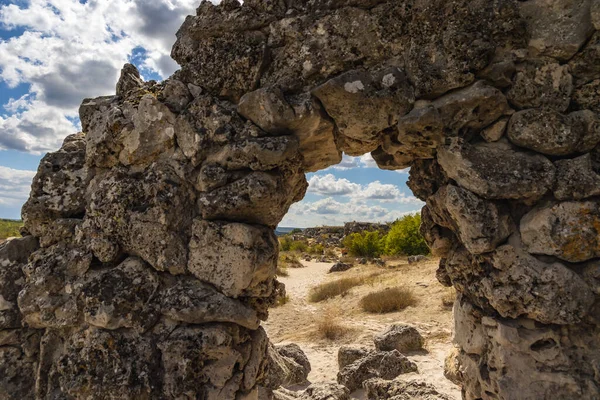 Arco Roca Pobiti Kamani Fenómeno Natural También Conocido Como Bosque —  Fotos de Stock