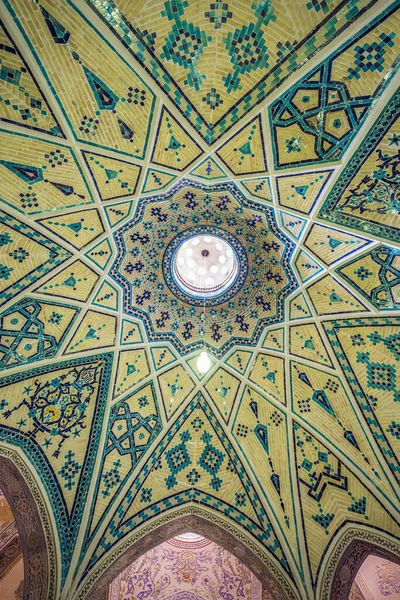 Kashan Irán Octubre 2016 Techo Decorado Histórica Casa Baños Sultan — Foto de Stock