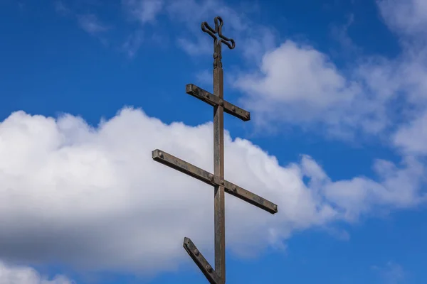 Ruský Ortodoxní Kříž Skalnatém Vrcholu Zvaném Orlí Hnízdo Průsmyku Šipka — Stock fotografie