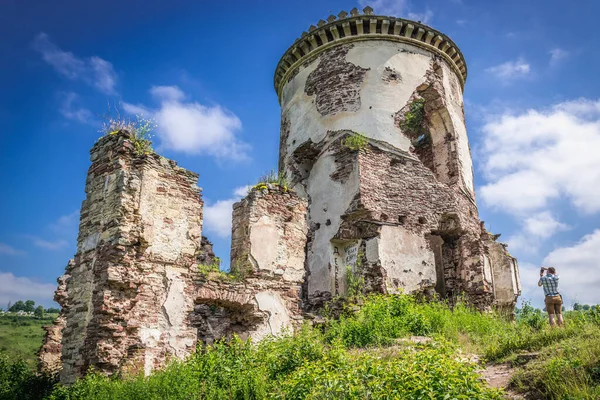 Nyrkiv Ucrania Junio 2016 Torre Poninski Castillo Familiar Polaco Antigua —  Fotos de Stock