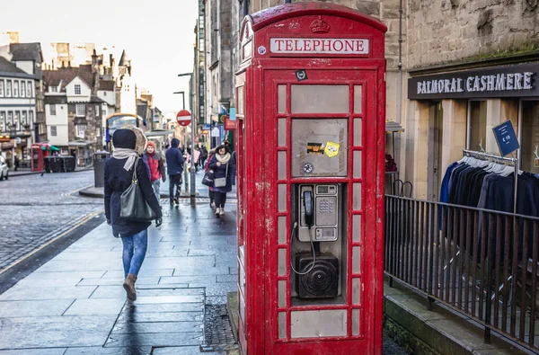 Édimbourg Écosse Janvier 2020 Cabine Téléphonique Rouge Rétro Sur High — Photo