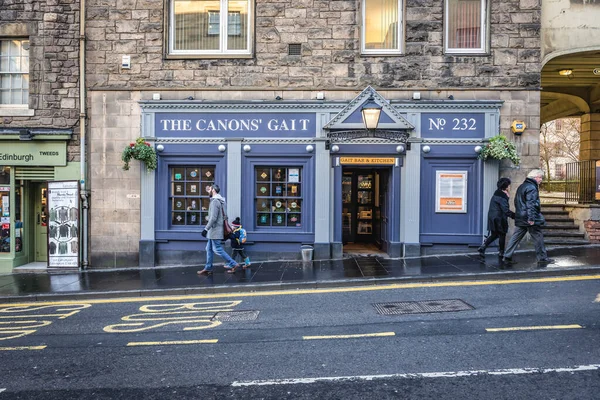 Edinburgh Scotland January 2020 Facade Canons Gait Pub Canongate Street — ストック写真