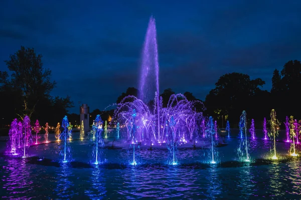 Βαρσοβία Πολωνία Μαΐου 2021 Βραδιά Του Πάρκου Multimedia Fountain Στη — Φωτογραφία Αρχείου