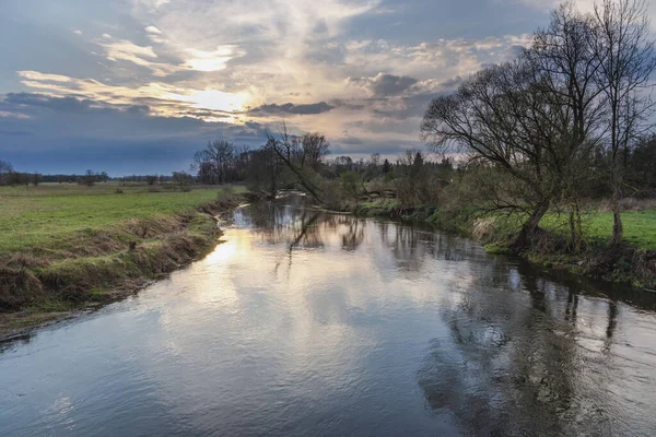 Liwiec River Paplin Lille Landsby Wegrow County Masovia Regionen Polen - Stock-foto