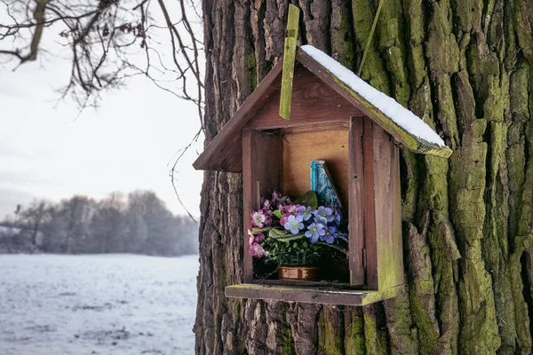 Roman Catholic Shrine Tree Rogow Lodz Province Poland — Stockfoto