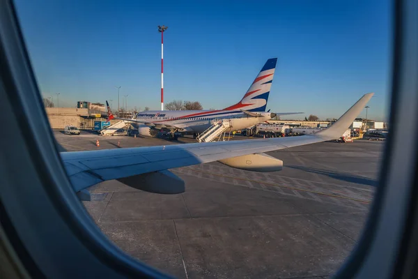 波兰华沙 2022年3月11日 华沙肖邦机场Smartwings航空公司波音737 Max — 图库照片