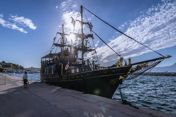 Korfu Grecja Czerwca 2021 Wycieczka Statkiem Pirackim Black Rose Nowym — Zdjęcie stockowe