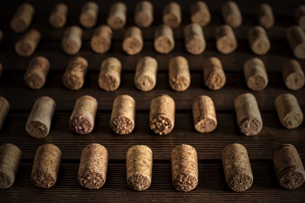 Conjunto de plugues de vinho corretamente deitado — Fotografia de Stock