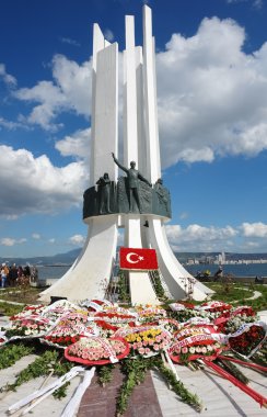anıt, izmir.