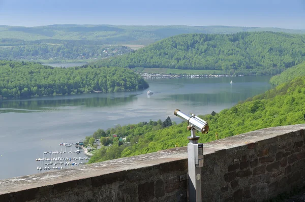 Edersee を見下ろす — ストック写真