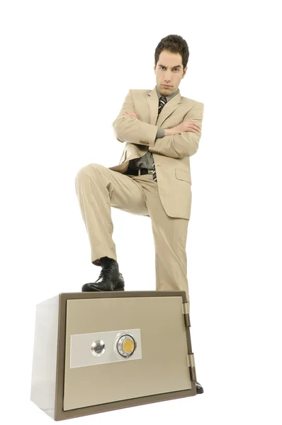 Uomo d'affari di fronte a una cassaforte — Foto Stock