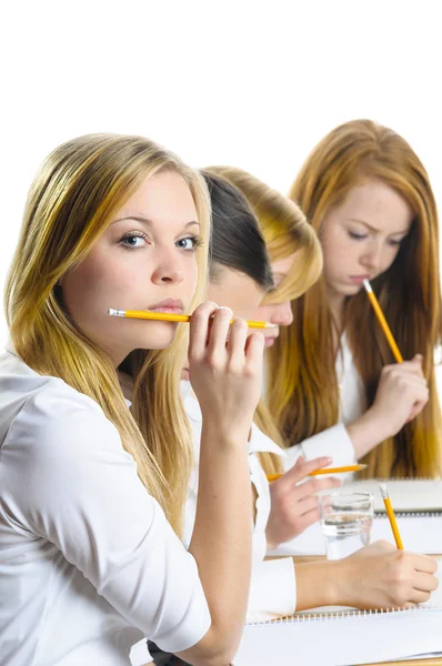 Cuatro chicas un examen — Foto de Stock