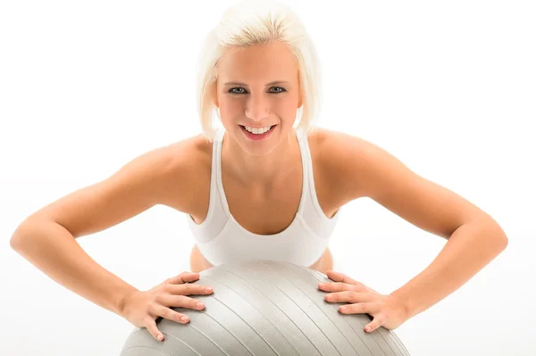 Vrouw fitness bal oefenen op witte achtergrond — Stockfoto