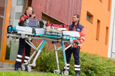 Acil doktor ev ziyareti çağrı radyo ambulans