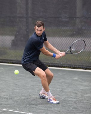 Alman tenisçi Timo Stodder, 20 Ocak 2022 'de Weston, Fl' de düzenlenen Midtown Atletizm Merkezi Tenis Turnuvası 'nda final maçını kazandı. 