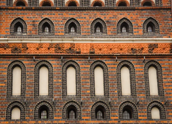 Městská brána holstentor v lubeck — Stock fotografie