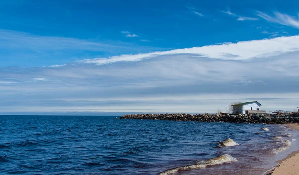 Une belle vue sur le lac Ladoga, Russie — Photo