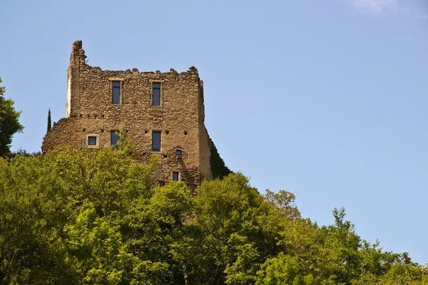 Tower of ruined castle in France — Stock Photo, Image