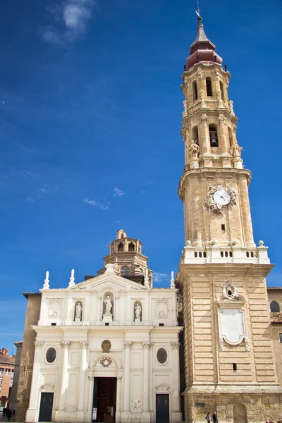 Salvador-kathedrale in zaragoza, spanien — Stockfoto