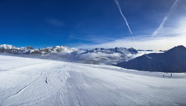 Alpleri'nde Kayak tesisi eğimlidir. Livigno, İtalya