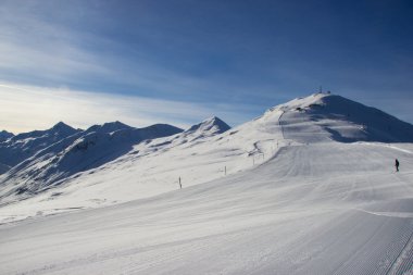 Alpleri'nde Kayak tesisi eğimlidir. Livigno, İtalya