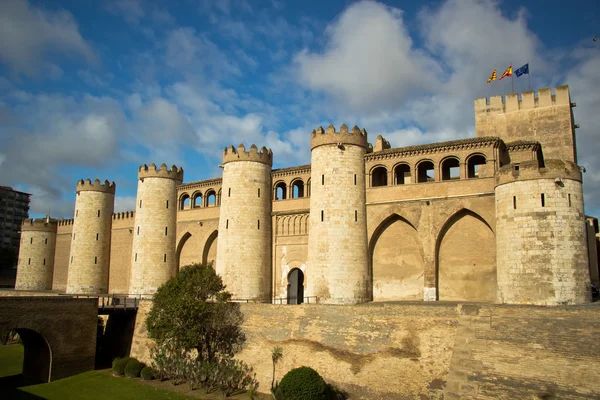 Παλάτι aljaferia στην Σαραγόσα, Ισπανία — Φωτογραφία Αρχείου