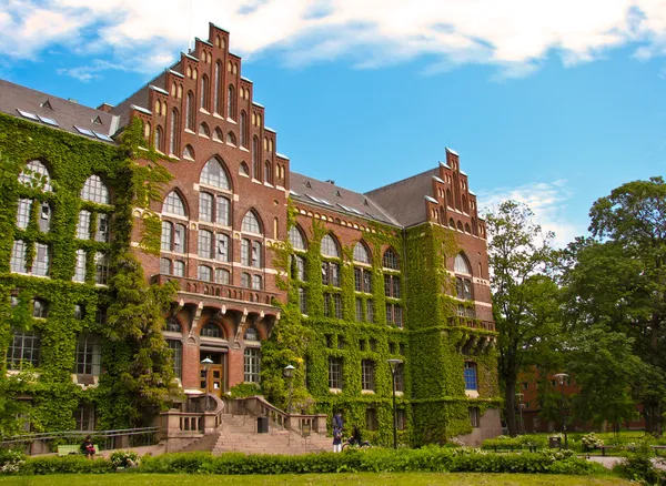 Vieux bâtiment universitaire à Lund, Suède — Photo