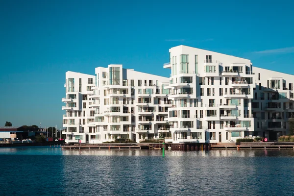 Modern düz binalar