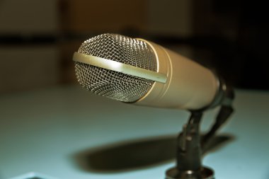 retro tarzı mikrofon Parlatıcı olarak önceki zafer